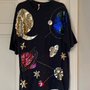 FREE PEOPLE Planet Sequin Oversized Tee size xs